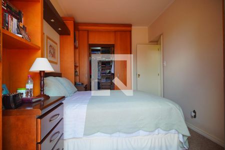 Casa à venda com 200m², 3 quartos e 2 vagasQuarto suíte 