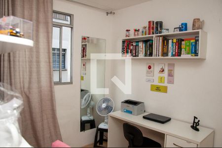 Quarto 2 de apartamento para alugar com 2 quartos, 48m² em Califórnia, Belo Horizonte