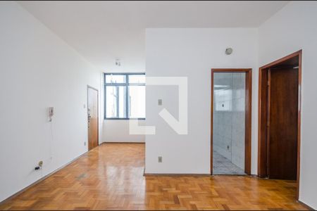 Sala de apartamento para alugar com 1 quarto, 63m² em Centro, Belo Horizonte