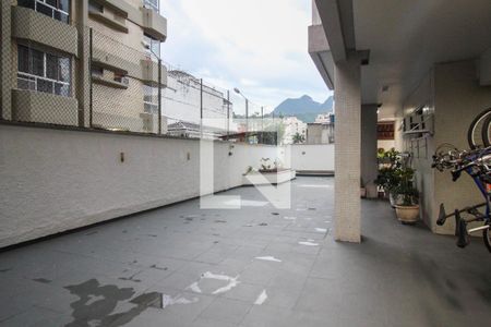 Apartamento à venda com 88m², 2 quartos e 1 vagaÁrea comum