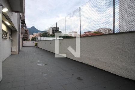 Apartamento à venda com 88m², 2 quartos e 1 vagaÁrea comum