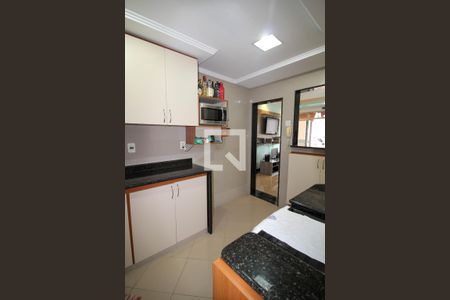 Apartamento à venda com 145m², 3 quartos e 2 vagasCozinha