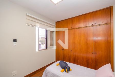Apartamento à venda com 120m², 3 quartos e 2 vagasQuarto 3