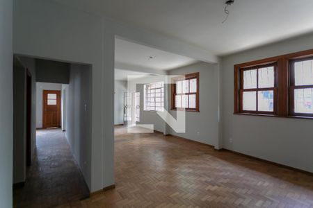 Sala de casa para alugar com 3 quartos, 290m² em Santo Antônio, Belo Horizonte