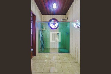 Casa à venda com 600m², 4 quartos e 5 vagasBanheiro do Quarto 4 Suíte