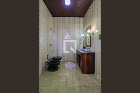 Casa à venda com 600m², 4 quartos e 5 vagasBanheiro do Quarto 4 Suíte