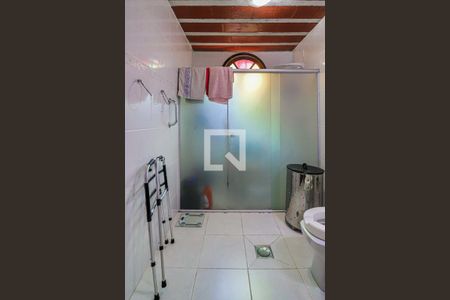 Casa à venda com 600m², 4 quartos e 5 vagasBanheiro do Corredor