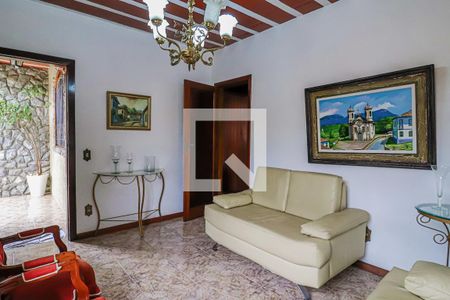 Sala de Estar de casa à venda com 4 quartos, 600m² em Santa Cruz, Belo Horizonte