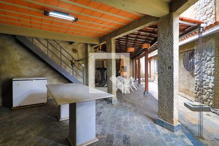 Casa à venda com 600m², 4 quartos e 5 vagasVarada