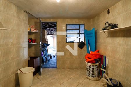 Casa à venda com 600m², 4 quartos e 5 vagasQuarto de Serviço