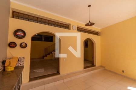 Casa à venda com 419m², 4 quartos e 4 vagasEspaço Gourmet