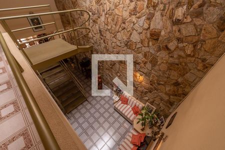 Casa à venda com 419m², 4 quartos e 4 vagasEscada