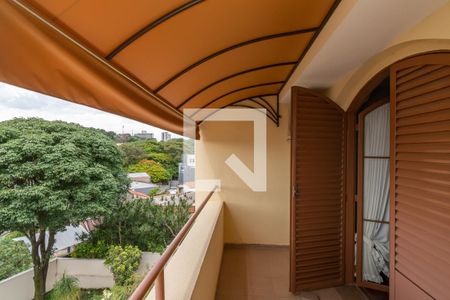 Casa à venda com 419m², 4 quartos e 4 vagasVaranda da suíte 1