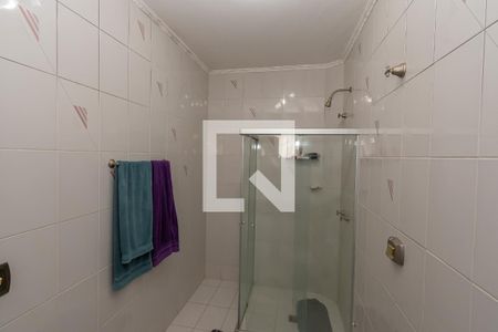 Casa à venda com 419m², 4 quartos e 4 vagasBanheiro da Suíte 2