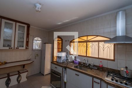 Casa à venda com 419m², 4 quartos e 4 vagasCozinha