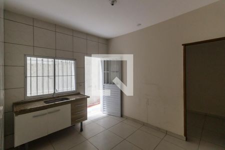 Cozinha de casa para alugar com 2 quartos, 80m² em Vila Pouso Alegre, Barueri