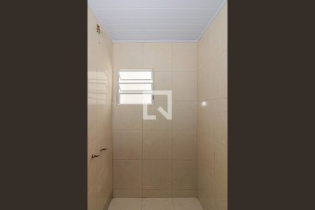 Casa para alugar com 75m², 2 quartos e 1 vaga Casa para alugar com 75m², 2 quartos e 1 vagaBanheiro