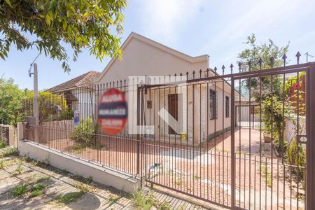 Casa para alugar com 75m², 2 quartos e 1 vaga Casa para alugar com 75m², 2 quartos e 1 vagaFachada