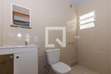Casa para alugar com 75m², 2 quartos e 1 vaga Casa para alugar com 75m², 2 quartos e 1 vagaBanheiro
