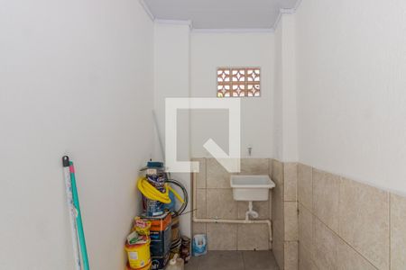 Casa para alugar com 75m², 2 quartos e 1 vaga Casa para alugar com 75m², 2 quartos e 1 vagaÁrea de Serviço