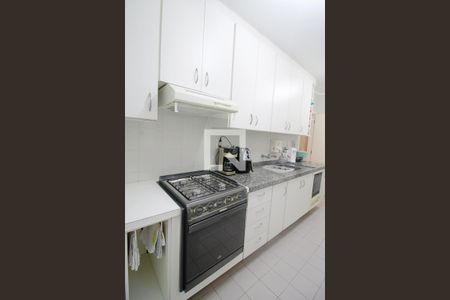 Apartamento à venda com 117m², 3 quartos e 3 vagasCozinha 