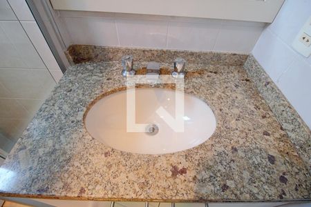 Apartamento à venda com 117m², 3 quartos e 3 vagasBanheiro da Suíte 2