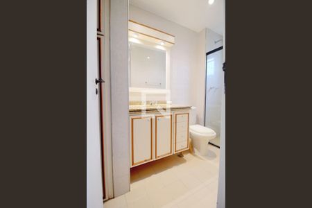 Apartamento à venda com 117m², 3 quartos e 3 vagasBanheiro da Suíte 3