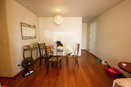 Sala de apartamento à venda com 3 quartos, 72m² em Usina Piratininga, São Paulo