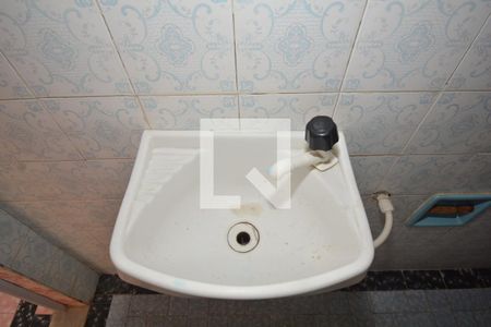 Casa para alugar com 100m², 2 quartos e 1 vagaBanheiro - Torneira