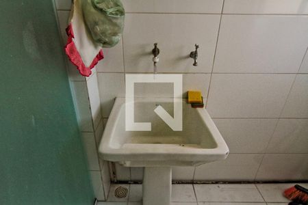 Apartamento à venda com 80m², 3 quartos e 1 vagaÁrea de Serviço