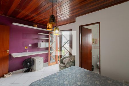 Casa à venda com 194m², 4 quartos e 3 vagasSuíte 1