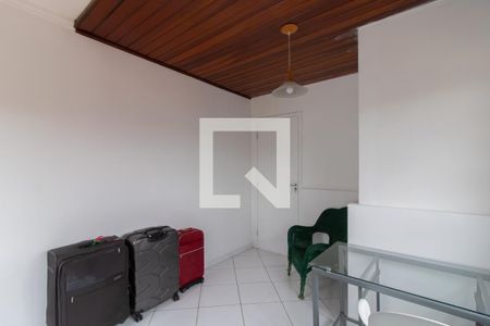 Casa à venda com 194m², 4 quartos e 3 vagasQuarto 4