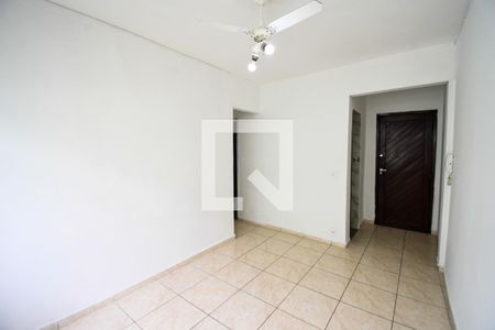 Sala  de apartamento à venda com 3 quartos, 70m² em Pilares, Rio de Janeiro