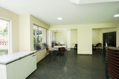 Apartamento à venda com 60m², 2 quartos e 2 vagasSalão de Festas