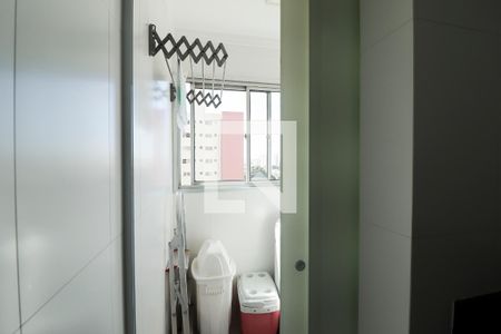 Apartamento à venda com 60m², 2 quartos e 2 vagasCozinha e Área de Serviço