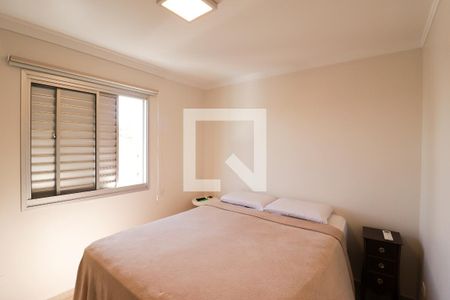 Apartamento à venda com 60m², 2 quartos e 2 vagasQuarto 2