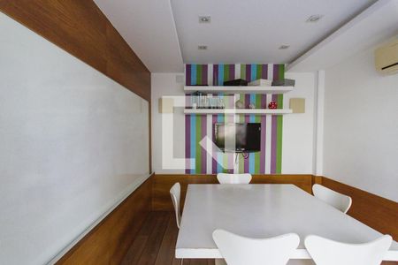 Apartamento para alugar com 55m², 2 quartos e 1 vagaÁrea Comum