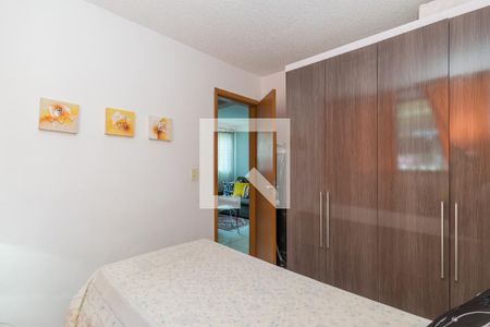 Quarto 1 de apartamento para alugar com 2 quartos, 50m² em Parada de Lucas, Rio de Janeiro