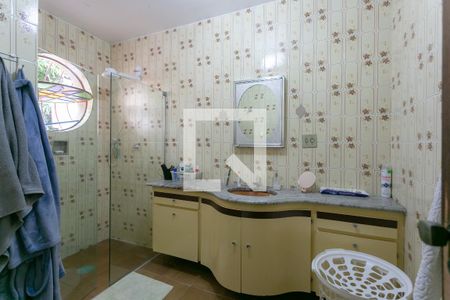 Casa à venda com 200m², 3 quartos e 4 vagas Casa à venda com 200m², 3 quartos e 4 vagasBanheiro