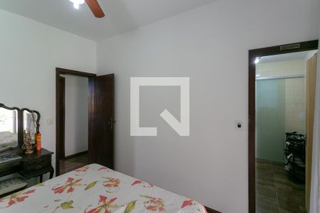 Quarto 1 - Suíte de casa para alugar com 3 quartos, 200m² em Cachoeirinha, Belo Horizonte