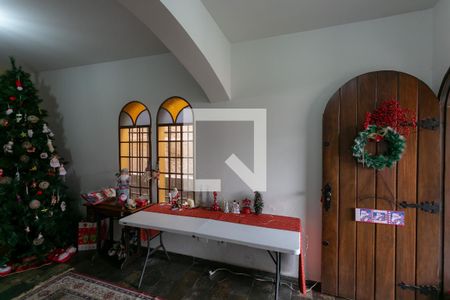 Sala 2 de casa à venda com 3 quartos, 200m² em Cachoeirinha, Belo Horizonte