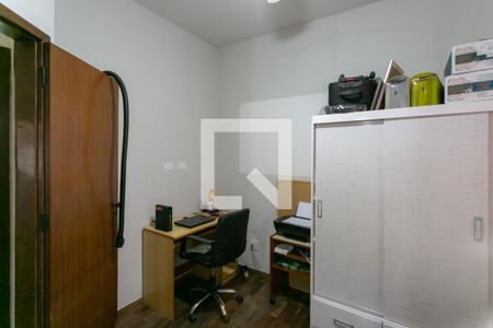 Casa à venda com 200m², 3 quartos e 4 vagas Casa à venda com 200m², 3 quartos e 4 vagasQuarto 2