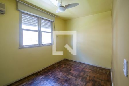Quarto 1 de apartamento para alugar com 2 quartos, 52m² em Camaquã, Porto Alegre