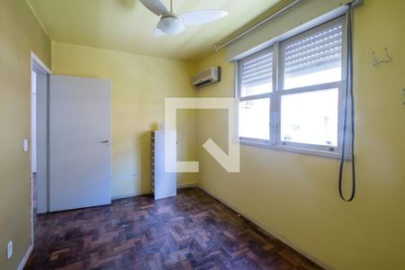 Quarto 1 de apartamento para alugar com 2 quartos, 52m² em Camaquã, Porto Alegre