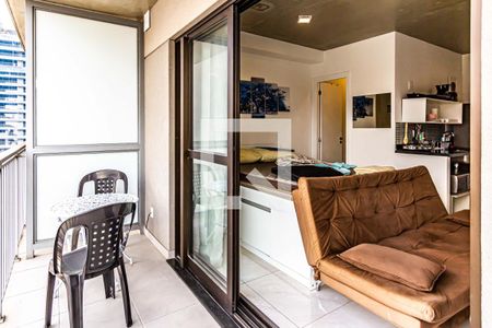 Varanda de apartamento para alugar com 1 quarto, 30m² em República, São Paulo