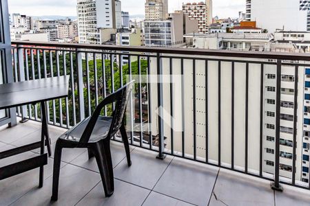 Apartamento para alugar com 28m², 1 quarto e sem vagaVaranda