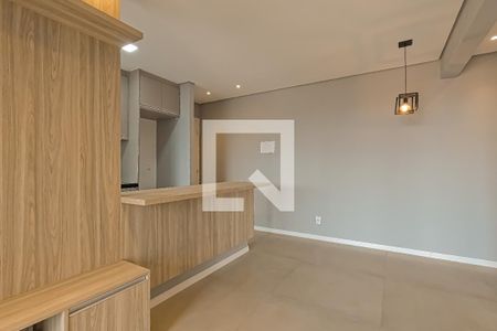 Sala de apartamento para alugar com 2 quartos, 65m² em Vila Milton, Guarulhos