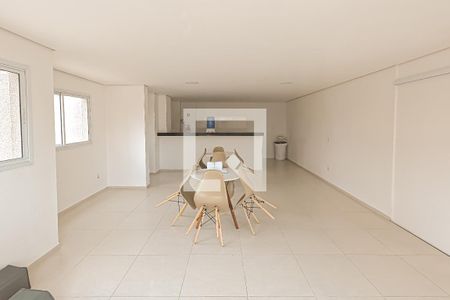 Apartamento para alugar com 65m², 2 quartos e 1 vagaÁrea comum - Salão de festas