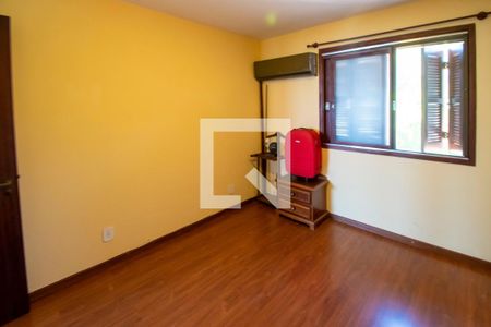 Casa à venda com 235m², 3 quartos e 2 vagasQuarto 2