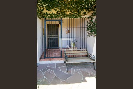 Casa à venda com 235m², 3 quartos e 2 vagasEntrada